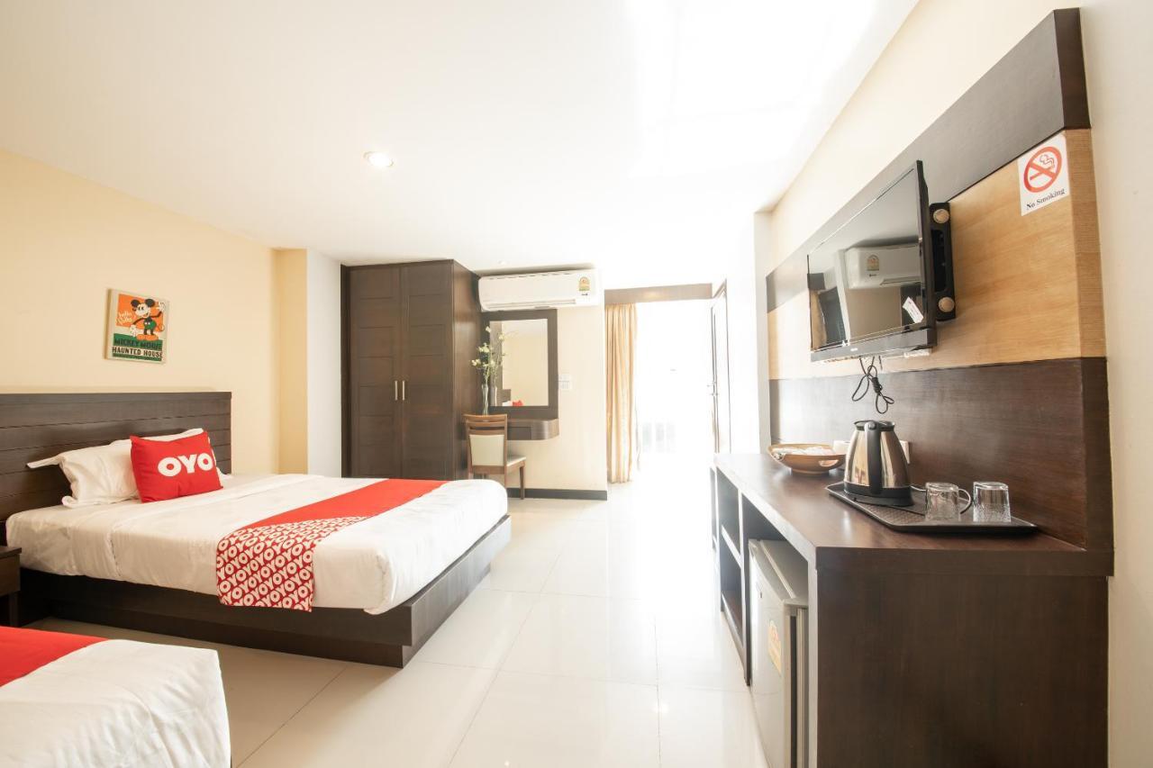 Oyo 373 Mc Ginger House Hotel Patong Exterior foto
